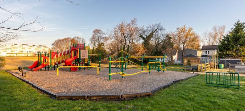 Midterm Rental Available-Firepit-Fireplace-Grill-1 m. to Town & Beaches图片