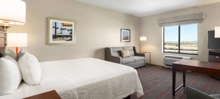 希尔顿欢朋套房酒店-菲尼克斯城格兰岱尔/韦斯特盖特(Hampton Inn & Suites Phoenix Glendale-Westgate)图片
