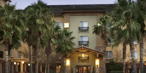 Larkspur Landing 長住套房 米爾皮塔斯