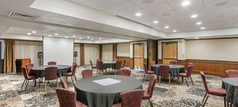 兰德马克薄饼之家贝斯特韦斯特优质酒店(Best Western Plus Landmark Inn)图片