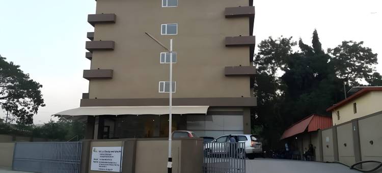 朱纳格特点击酒店(Click Hotel, Junagadh)图片