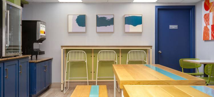 希尔顿斯帕克酒店-布罗克维尔(Spark by Hilton Brockville)图片