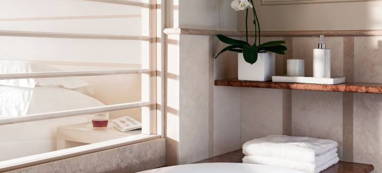 加尔达湖乐法逸酒店度假酒店及Spa(Lefay Resort & Spa Lago di Garda)图片