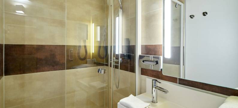 巴黎北部戈內斯展览中心B&B酒店(B&B Hotel Paris Nord Gonesse Parc des Expos)图片