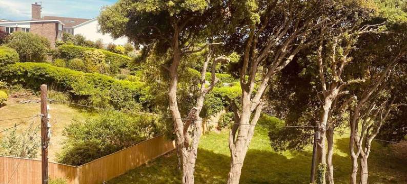 带海景的达利什4床家庭公寓(Family 4-Bed Apartment in Dawlish with Sea View)图片