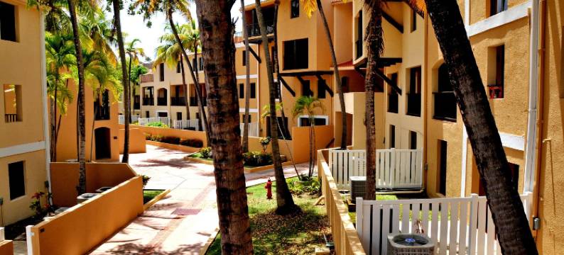 波多黎各卡拉俱乐部家庭旅馆皇家公园酒店(Park Royal Homestay Club Cala Puerto Rico)图片