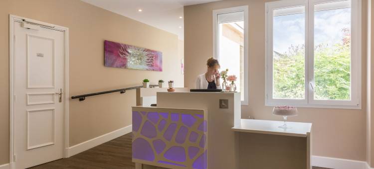 阿夫尔河畔韦尔讷伊卡尔努特斯布雷佐莱驿站原生酒店(The Originals City, le Relais des Carnutes Brezolles Verneuil Sur Avre)图片