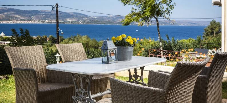 法拿里全景开放式公寓(Panorama Fanari Studios and Apartments)图片