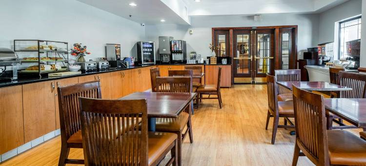 安大略省安大略米尔斯丽怡酒店(Country Inn & Suites by Radisson, Ontario at Ontario Mills, CA)图片