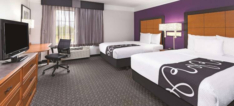 凤凰城迈措沃西拉昆塔温德姆套房酒店(La Quinta Inn & Suites by Wyndham Phoenix Mesa West)图片