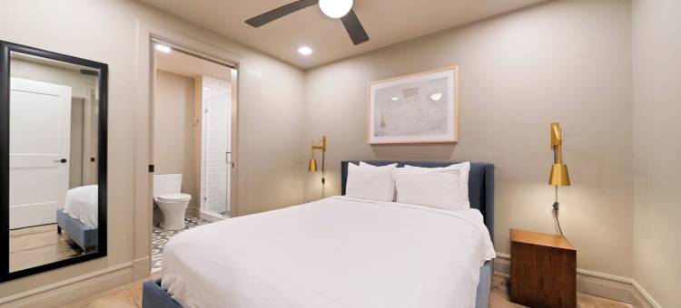 佩兰光(La Luz)图片