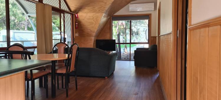 马拉库塔的黑幕沟大篷车公园酒店(Mallacoota's Shady Gully Caravan Park)图片