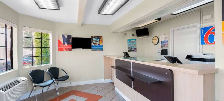 默塞德北6号汽车旅馆(Motel 6 Merced, CA - North)图片