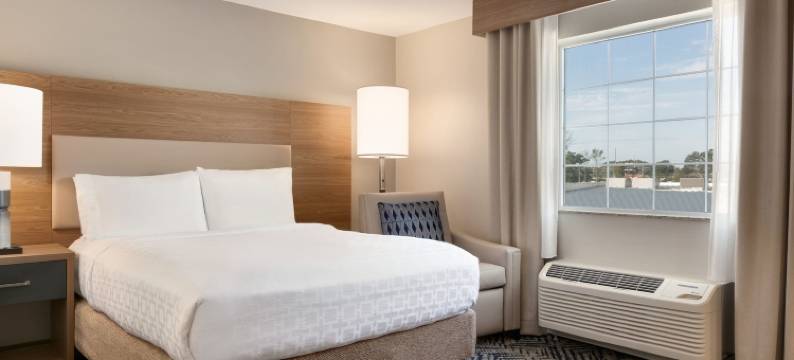 Candlewood Suites 费耶特维尔布拉格堡 by IHG(Candlewood Suites FAYETTEVILLE FORT BRAGG by IHG)图片