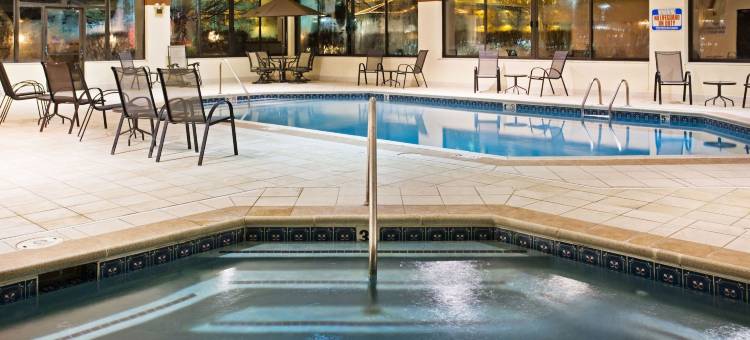 智选假日套房酒店鸽子谷/近多莉山(Holiday Inn Express & Suites Pigeon Forge/Near Dollywood)图片