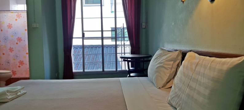 布萨文酒店(Boonthavon)图片