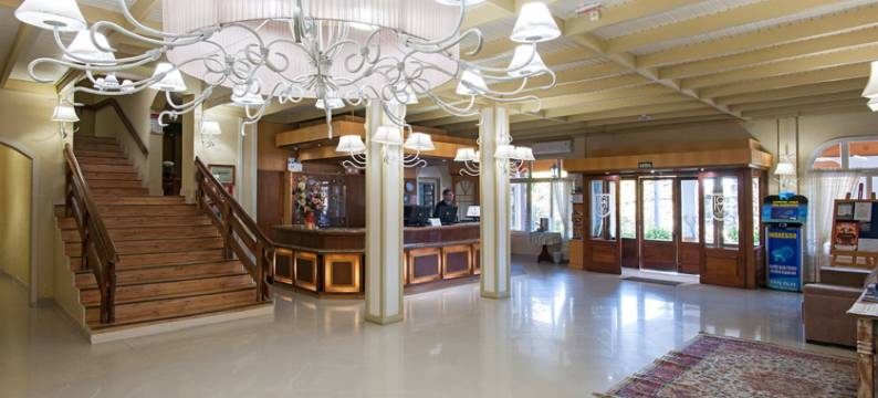 加洛维梅洛酒店(Hotel Galo Vermelho)图片