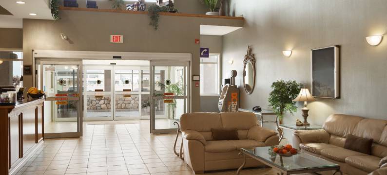 克莱蒙-大草原华美达酒店(Ramada by Wyndham Clairmont/Grande Prairie)图片