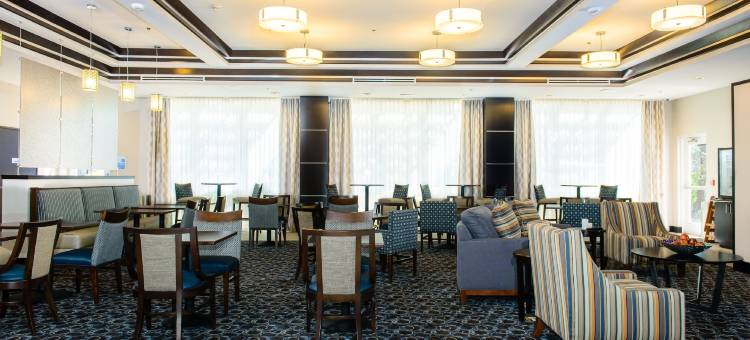 智选假日套房酒店奥斯汀(Holiday Inn Express & Suites AUSTIN NW - ARBORETUM AREA by IHG)图片