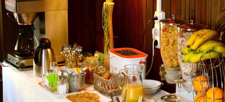 丰盛号角罗杰斯酒店(Logis - Hotel & Restaurant la Corne D 'Abondance)图片