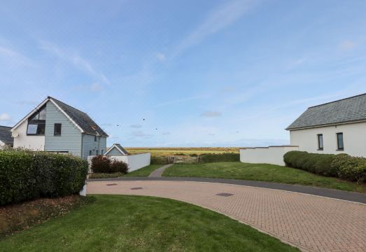 Pebble Ridge View Hotel Overview