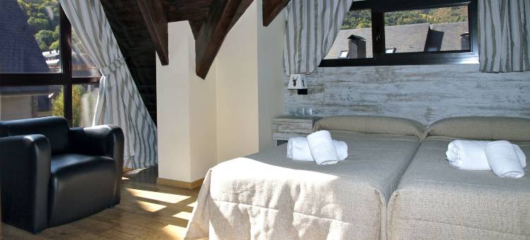 拉瓦尔布兰卡公寓式酒店(Aparthotel la Vall Blanca)图片
