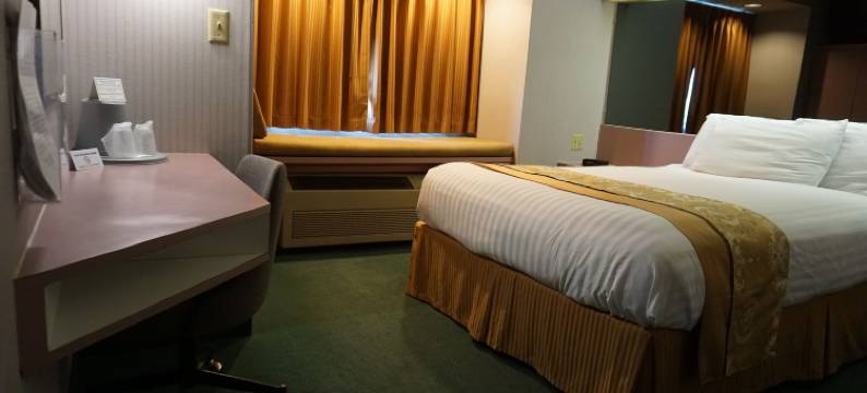 托纳万达中心路酒店(CenterWay Hotel Tonawanda)图片