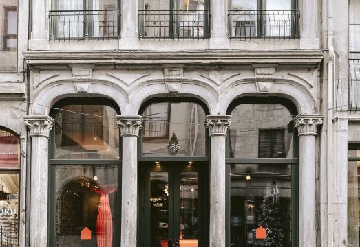 Le Petit Hotel Notre Dame Hotel Overview