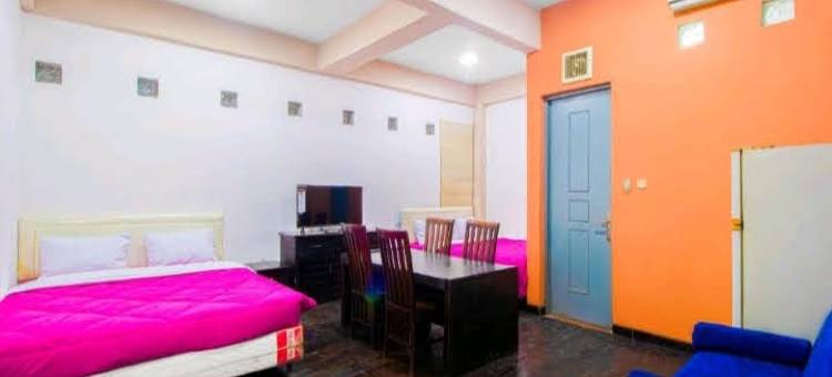 宾塔洛托巴纳旅馆(OYO 90696 Tobana House Bintaro)图片