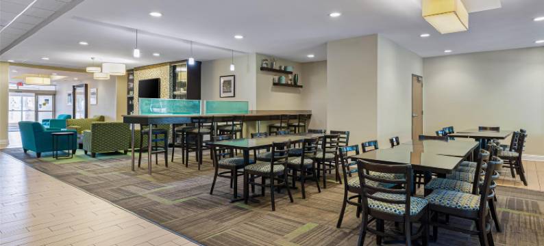 花园贝斯特韦斯特酒店(Best Western Garden Inn)图片