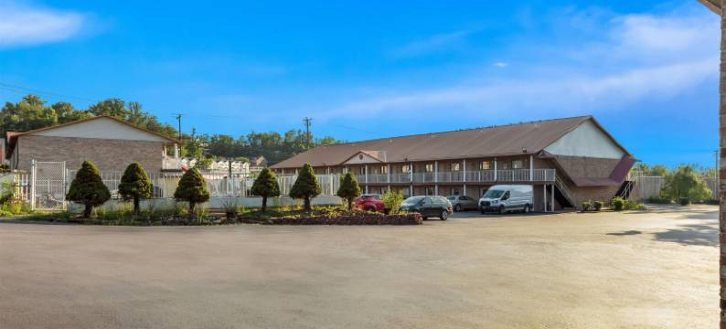 亨廷顿戴斯酒店(Days Inn by Wyndham Huntington)图片