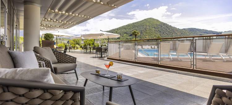 萨莱诺东部雷其诺富特酒店(Novotel Salerno Est Arechi)图片