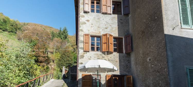 Mansion in Pescaglia near Tuscan Coast图片
