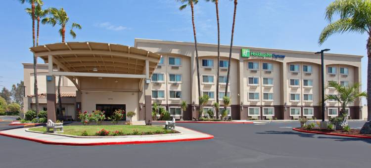 Holiday Inn Express 科尔顿(Holiday Inn Express SAN BERNARDINO - COLTON by IHG)图片