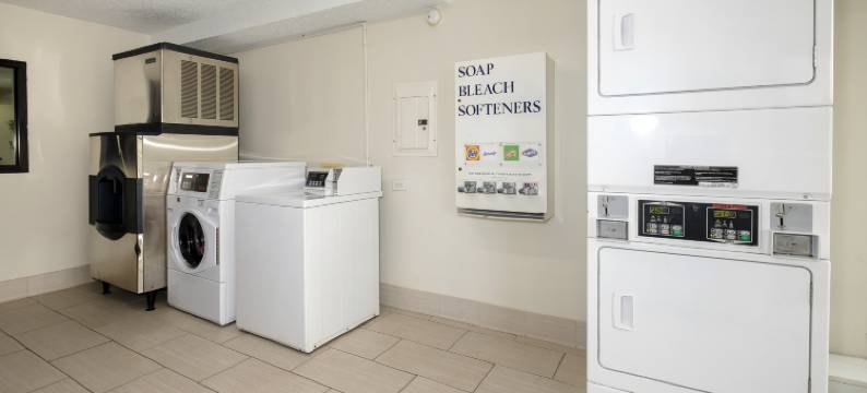 加兹登红顶酒店(Red Roof Inn Gadsden)图片