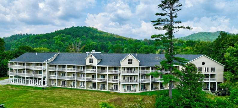 河畔旅馆(On the River Inn)图片