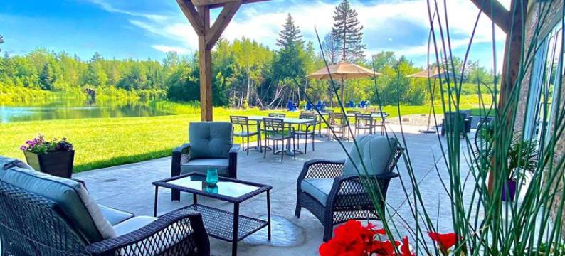 新不伦瑞克弗雷德里克顿丽笙金斯伍德酒店(Radisson Kingswood Hotel & Suites, Fredericton)图片