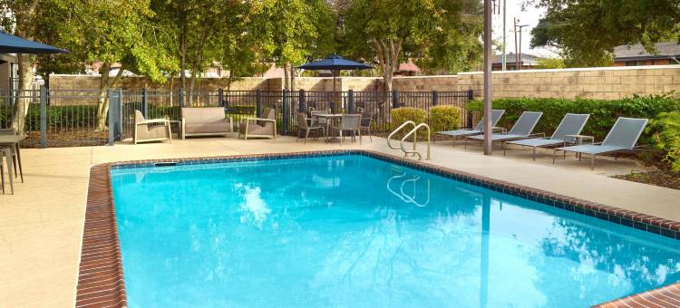 新奥尔良梅泰里万怡酒店(Courtyard New Orleans Metairie)图片