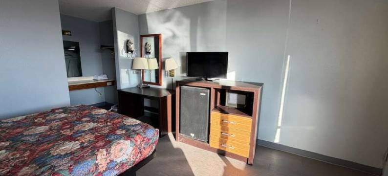 布利斯波因特旅馆瓦巴什(BlissPoint Inn Wabash)图片