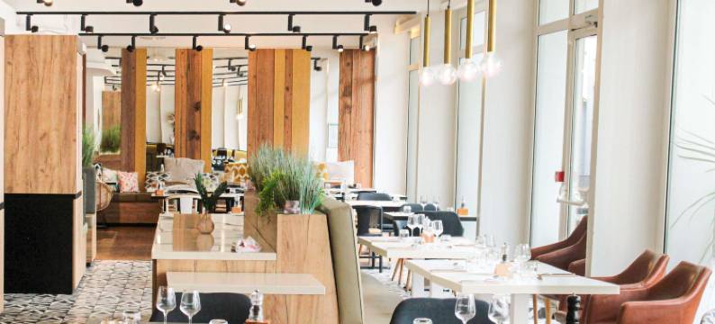 纳博讷南部诺富特酒店(Novotel Narbonne Sud)图片