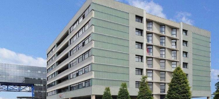 塞祖尔阿菲尔雷恩布列塔尼酒店(Séjours & Affaires Rennes de Bretagne)图片