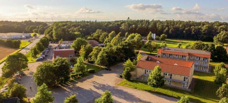 菲尔斯特斯科夫酒店及会议中心(Fjelsted Skov Hotel & Konference)图片