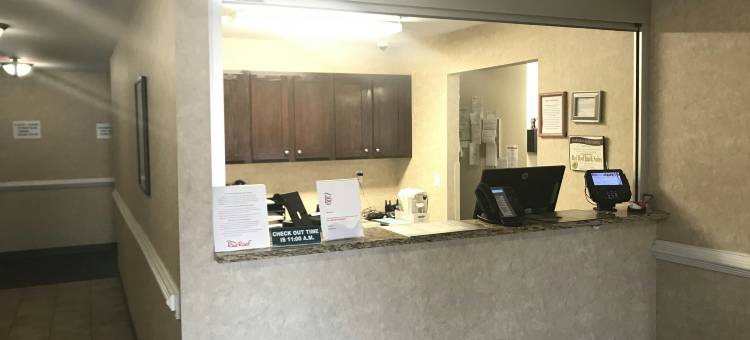 迪金森红顶套房酒店(Red Roof Inn & Suites Dickinson)图片