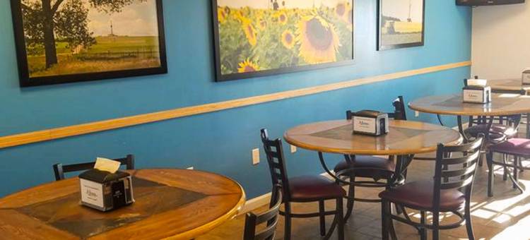 威利斯顿温德姆华美达酒店(Ramada by Wyndham Williston)图片