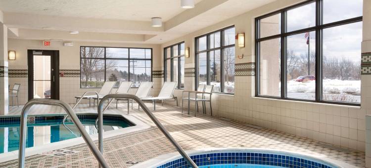 波士顿布伦特里希尔顿欢朋酒店(Hampton Inn Boston/Braintree)图片