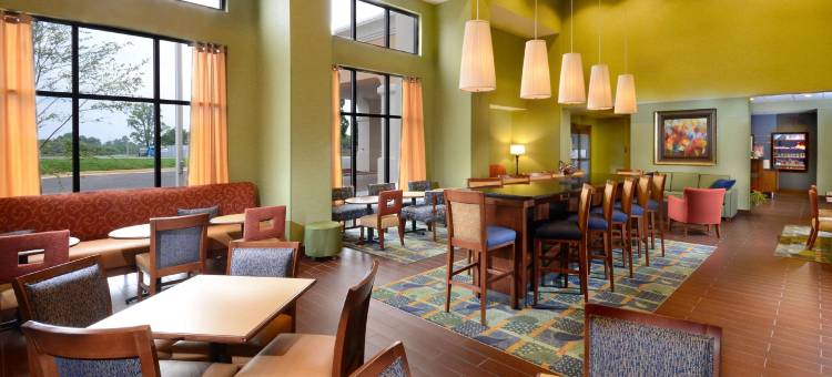 林奇堡欢朋旅馆及套房酒店(Hampton Inn & Suites Lynchburg)图片