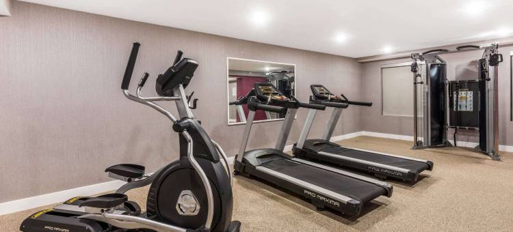 阿伯丁APG拉昆塔温德姆套房酒店(La Quinta Inn & Suites by Wyndham Aberdeen-Apg)图片