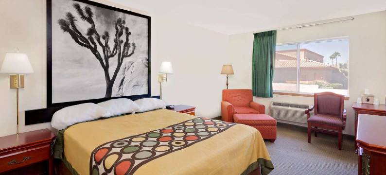 尤卡谷-约书亚树公园速8酒店(Super 8 by Wyndham Yucca Val/Joshua Tree Nat Pk Area)图片