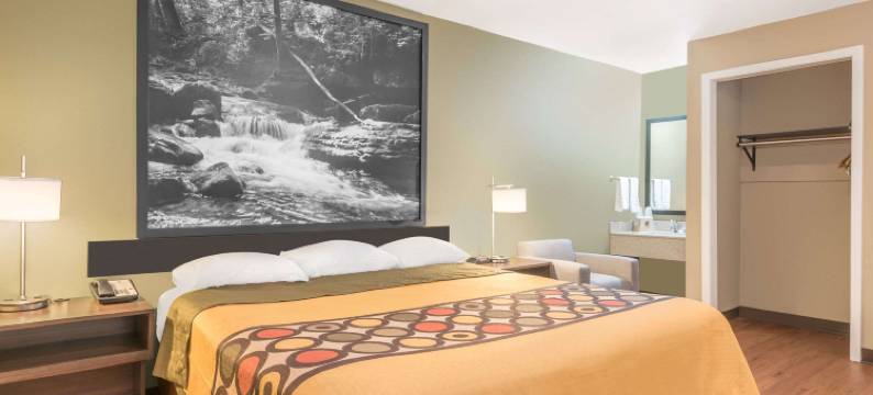 布莱恩特小石城地区速8酒店(Super 8 by Wyndham Bryant Little Rock Area)图片