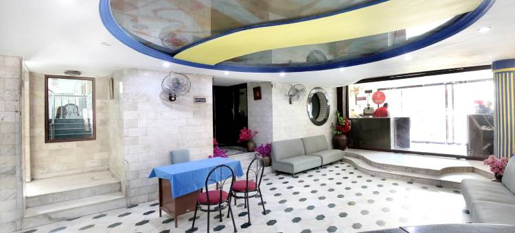 OYO 4256 拉赫马哈尔酒店(Hotel O Rajmahal)图片